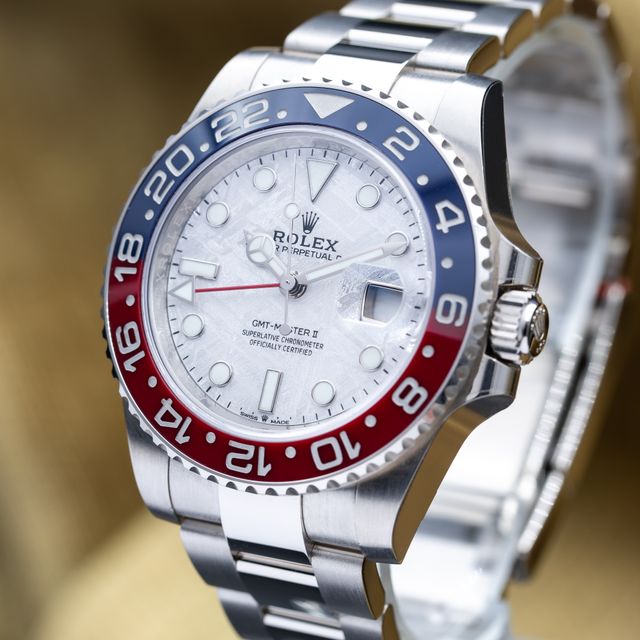 Rolex GMT Master II 126719 BLRO Image 2